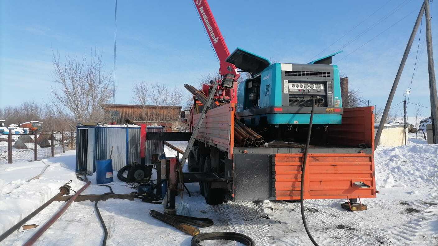 В селе Старобелокуриха проведены превентивные меры по промывке двух скважин.