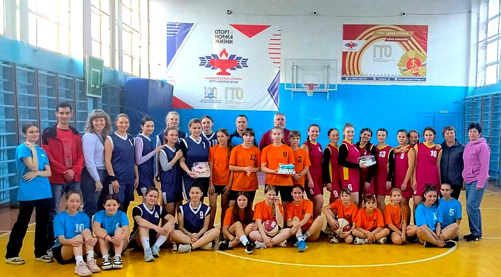 24-25 ноября в райцентре Алтайском, прошли соревнования муниципального этапа по баскетболу « Кэс- Баскет».