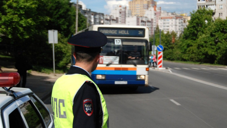За текущий период 2023 года на территории Алтайского района дорожно-транспортных происшествий с участием пассажироперевозящего транспорта зарегистрировано не было.