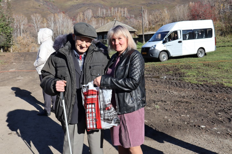 Автоклуб МБУК «МКЦ» Алтайского района совершил первый выезд.